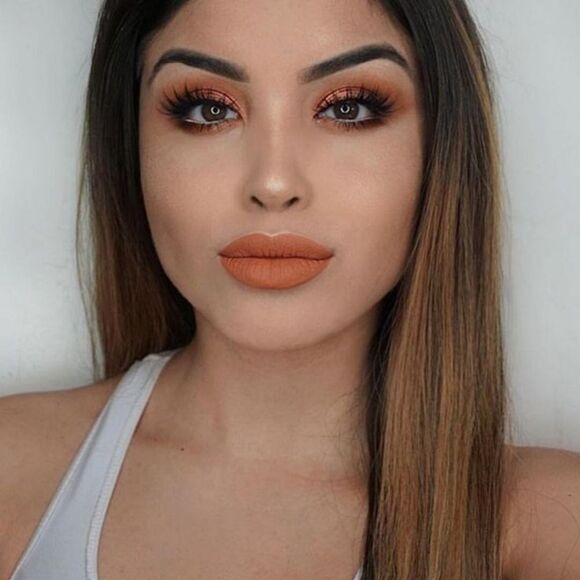 MAC Velvet Blur Slim Stick Lipstick in Sorry Not Sorry (Dirty Pumpkin Orange) - Picture 9 of 17